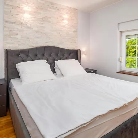 Beautiful In With Wifi * Labin