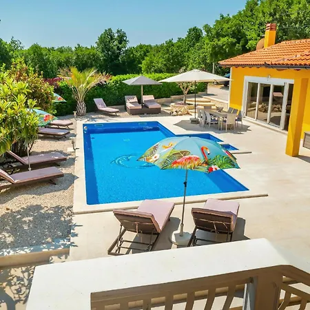 Beautiful In With Wifi Apartman Labin