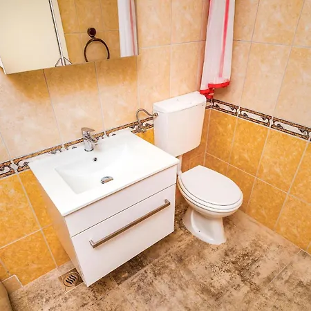 Beautiful In With Wifi Apartman