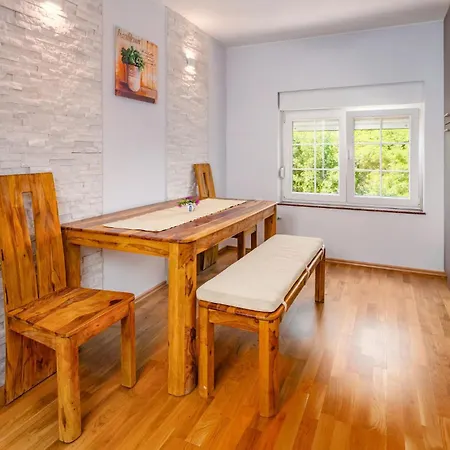 Beautiful In With Wifi Labin